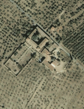 Construction phasing of Villa Medicea di Lilliano Wine Estate shown via satellite imagery